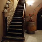 Aux Deux Cigognes * Амершвир